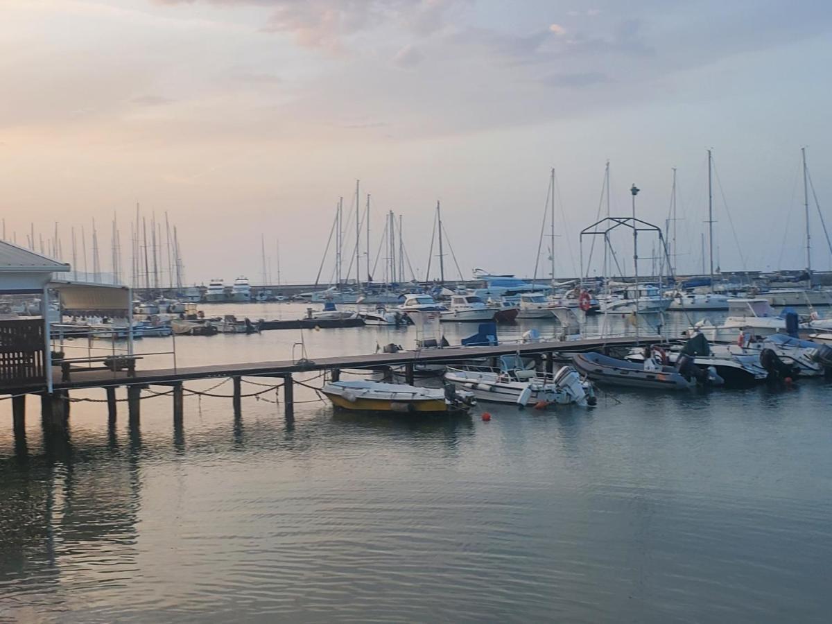 B&B Lido Apartament 10A Civitanova Marche Kültér fotó